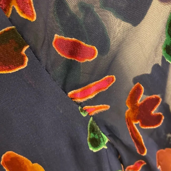 Alice + Olivia V Neck Burnout Velvet Tunic Dress Size Small - Picture 9 of 10